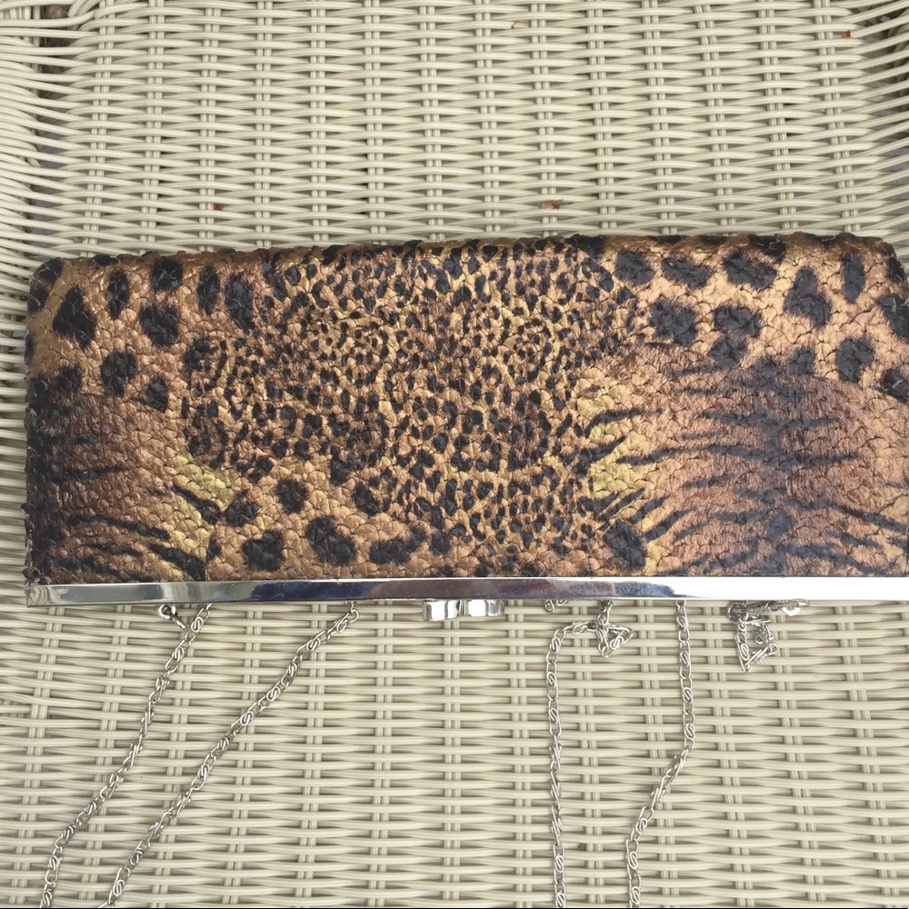 Animal Print Clutch with long gold chain - Picture 3 of 5